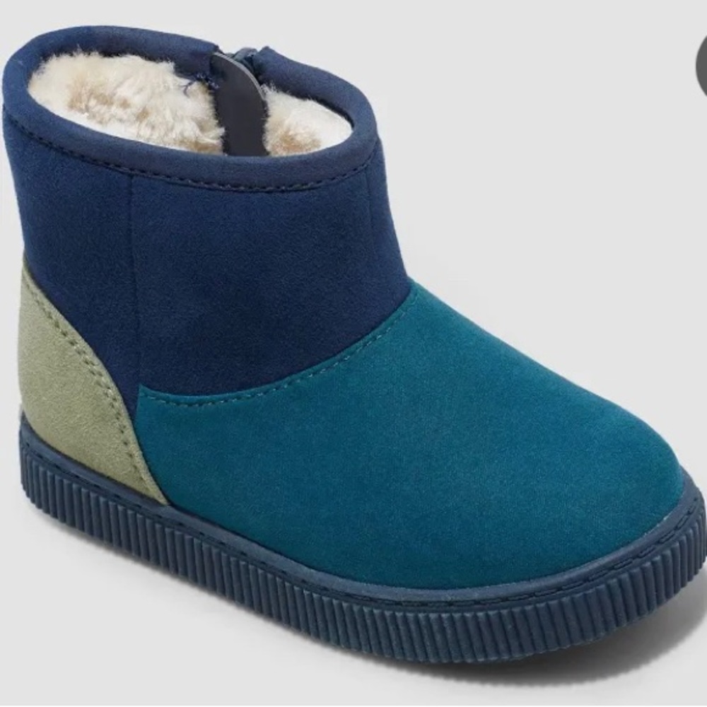 Cat&Jack-Toddler Boys’ Arlo Color-block Zipper Boots- nearly new!